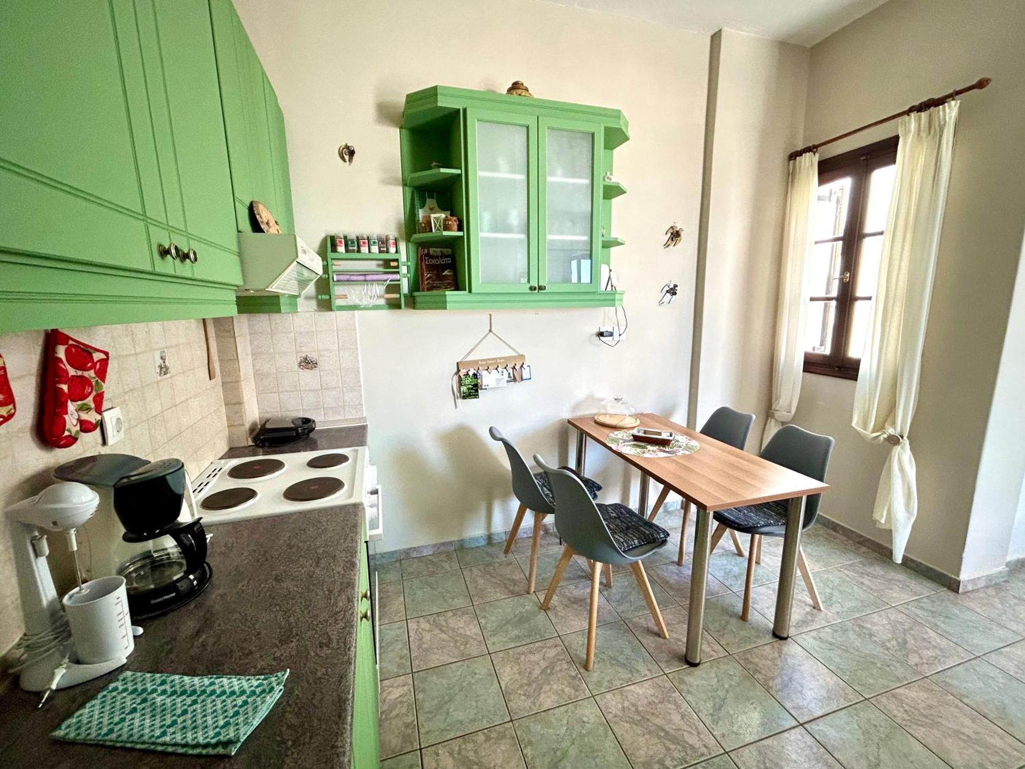 Eutopia House Holiday home *